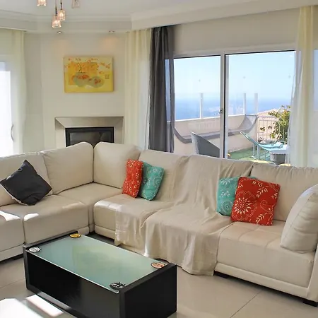 Tranquil Villa With Pool In Calheta Arcoview Villa *