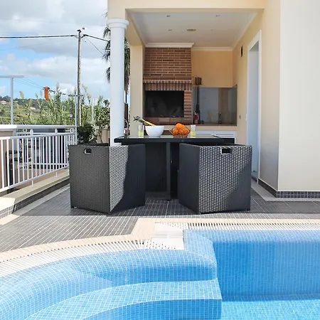 Tranquil Villa With Pool In Calheta Arcoview * Calheta (Madeira)