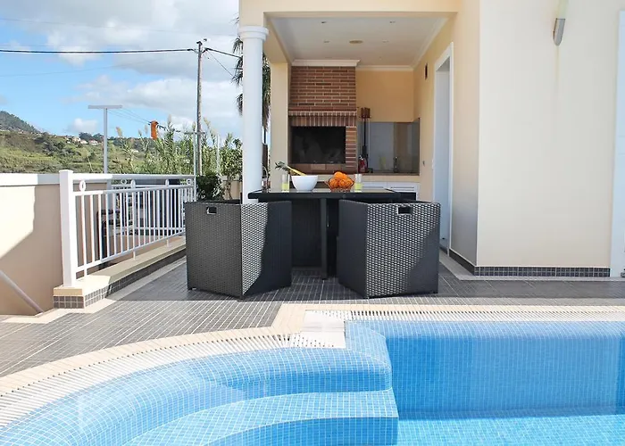 Tranquil With Pool In Arcoview * Calheta (Madeira)