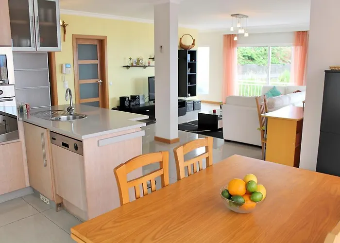 Tranquil With Pool In Arcoview Vila *